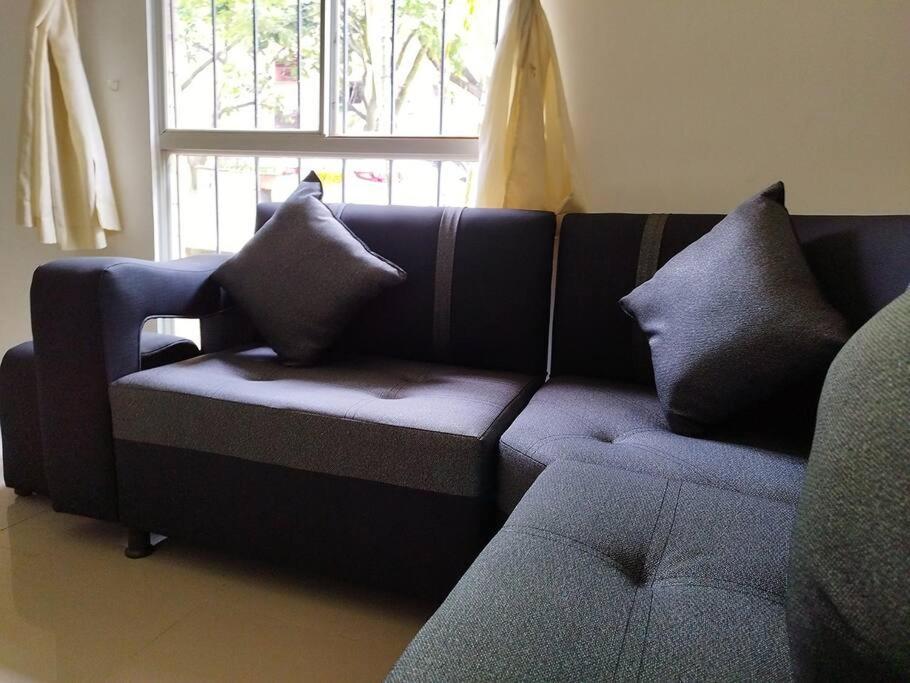 Apartamento Comodo Y Moderno, La Mejor Ubicacion, Cerca Al Metro Tranvia * Medellin