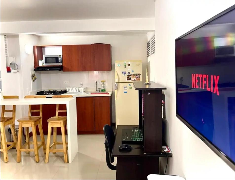 Apartamento Comodo Y Moderno, La Mejor Ubicacion, Cerca Al Metro Tranvia Apartment *